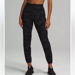 Lululemon Adapted State High-Rise Jogger Full Length Size 6